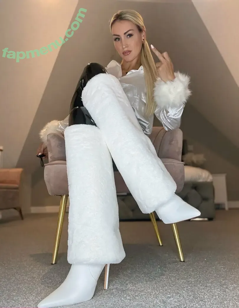 missmelodymay nude photo #0025 (m1ssmelodymay)