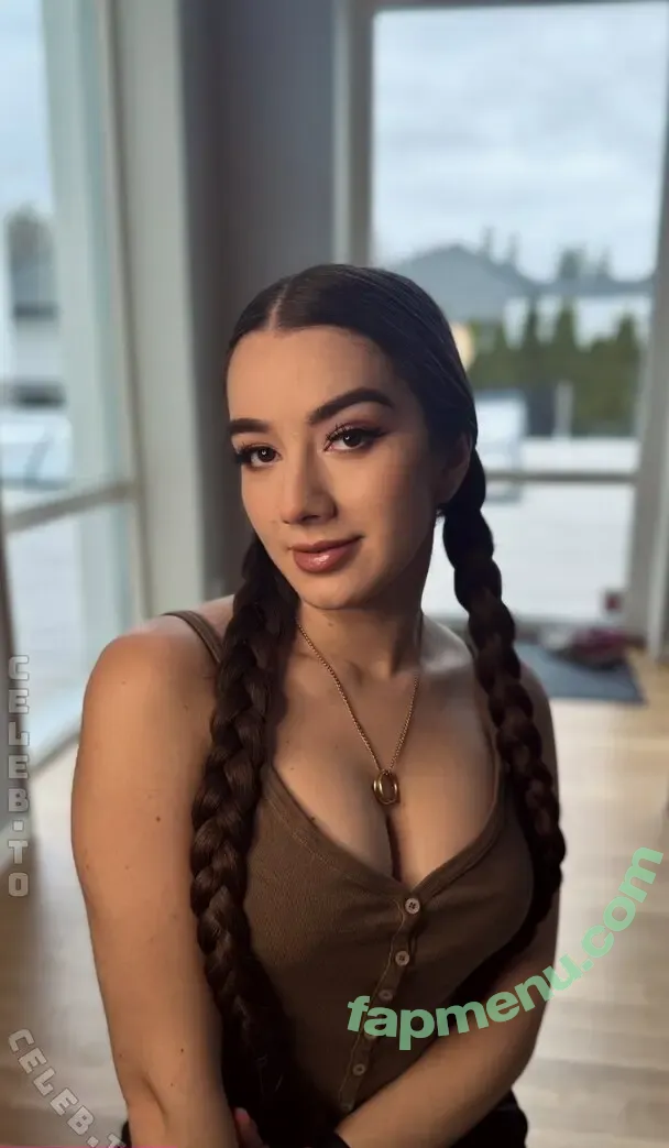 MissMikkaa nude photo #0337 (missmischka)