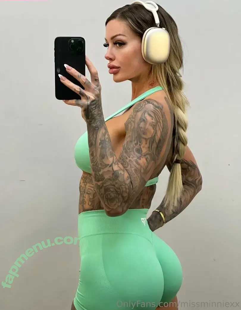 missminniexx nude photo #0040 (missminniexx)
