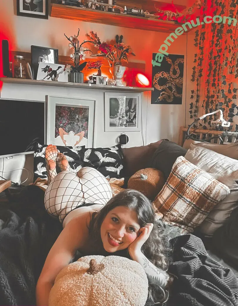 MissMousieMouse nude photo #0009 (Mousie / Yogscast / _mousie_mouse)