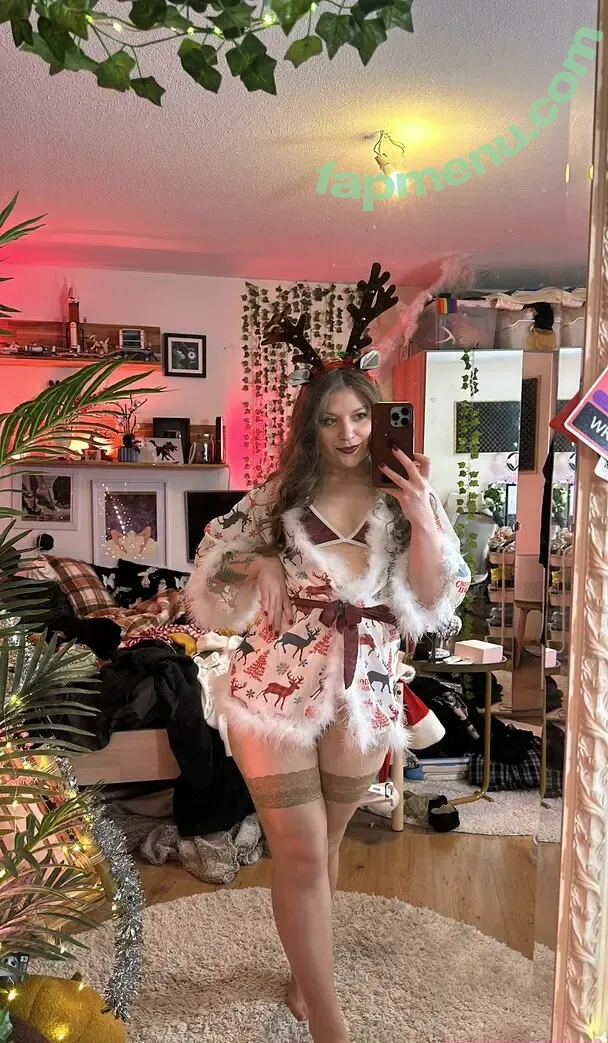 MissMousieMouse nude photo #0135 (Mousie / Yogscast / _mousie_mouse)