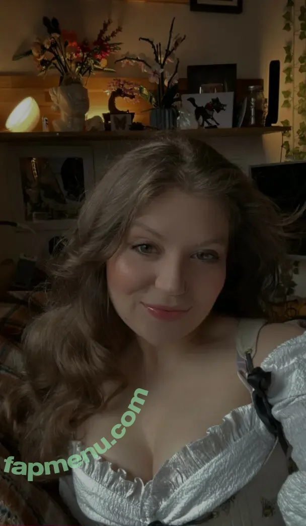 MissMousieMouse nude photo #0390 (Mousie / Yogscast / _mousie_mouse)