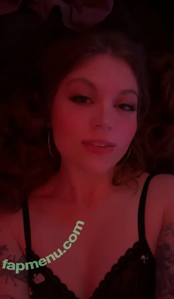 MissMousieMouse nude photo #0505 (Mousie / Yogscast / _mousie_mouse)