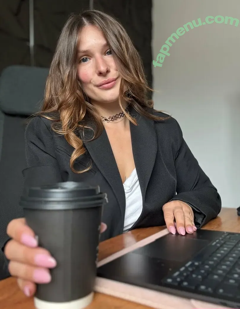 missnaturaal nude photo #0076 (missnaturaal)