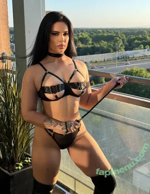  nude photo #0004