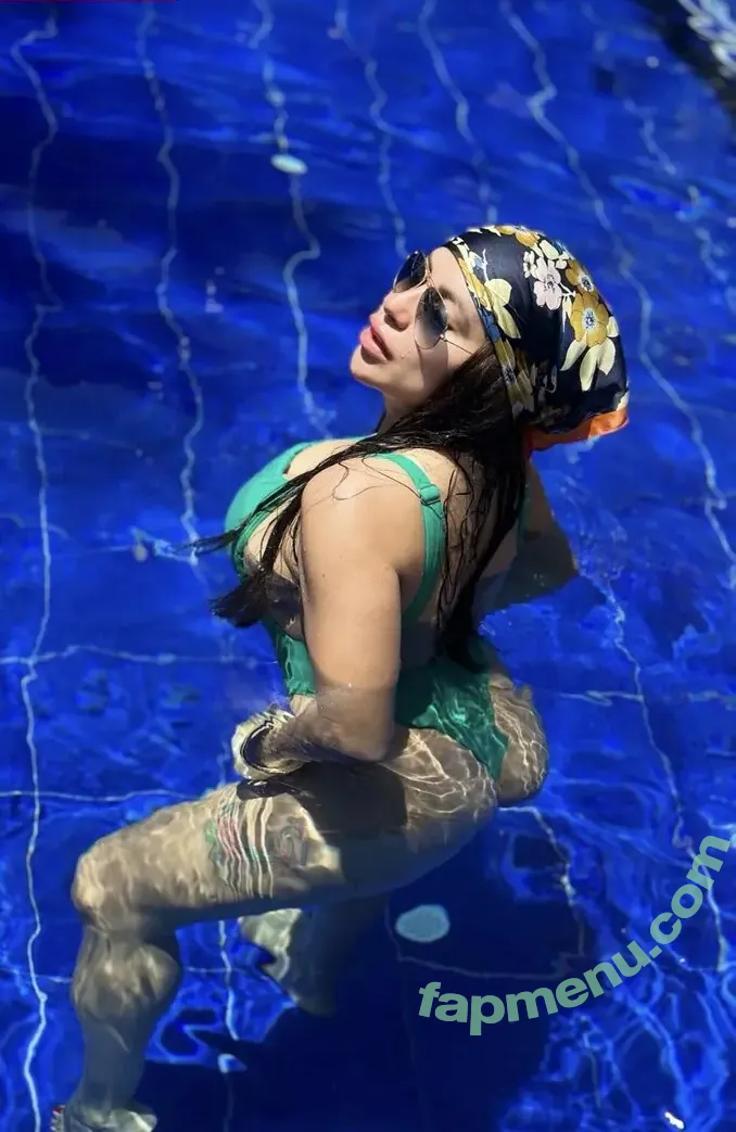 Missniley nude photo #0018 (caroli27_)