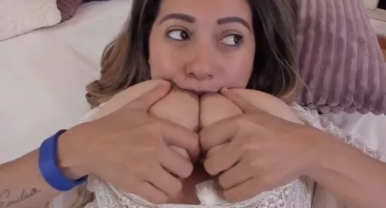 MissNiley / caroli27_ / nileylop nude photo #0590