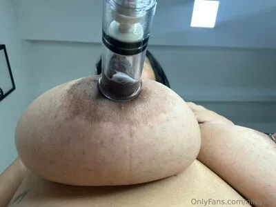 MissNiley / caroli27_ / nileylop nude photo #0808