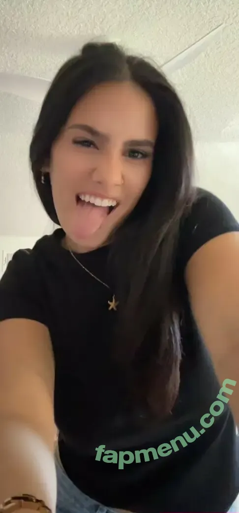 Missnotsoalias nude photo #0002 (Missnotsoalias)