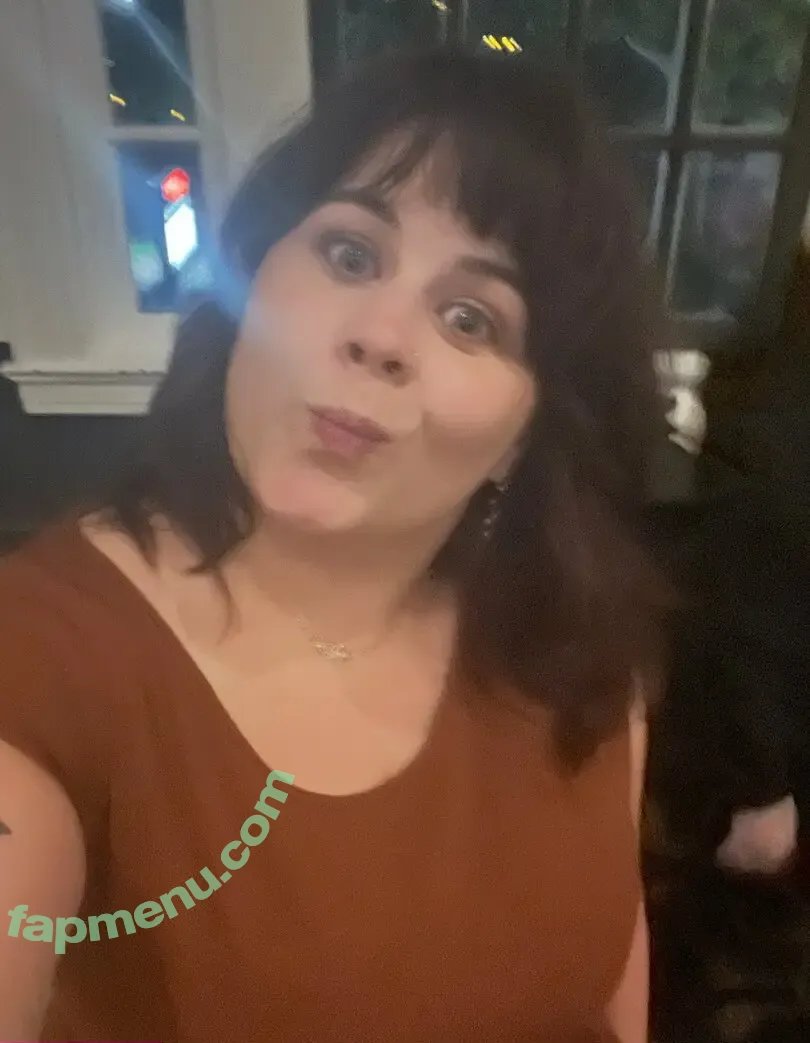 missoliviadarling nude photo #0014 (missoliviadarling)