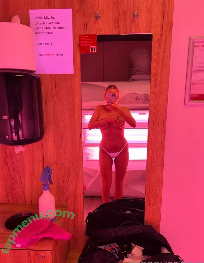 missoverdrip nude photo #0001 (missoverdrip)