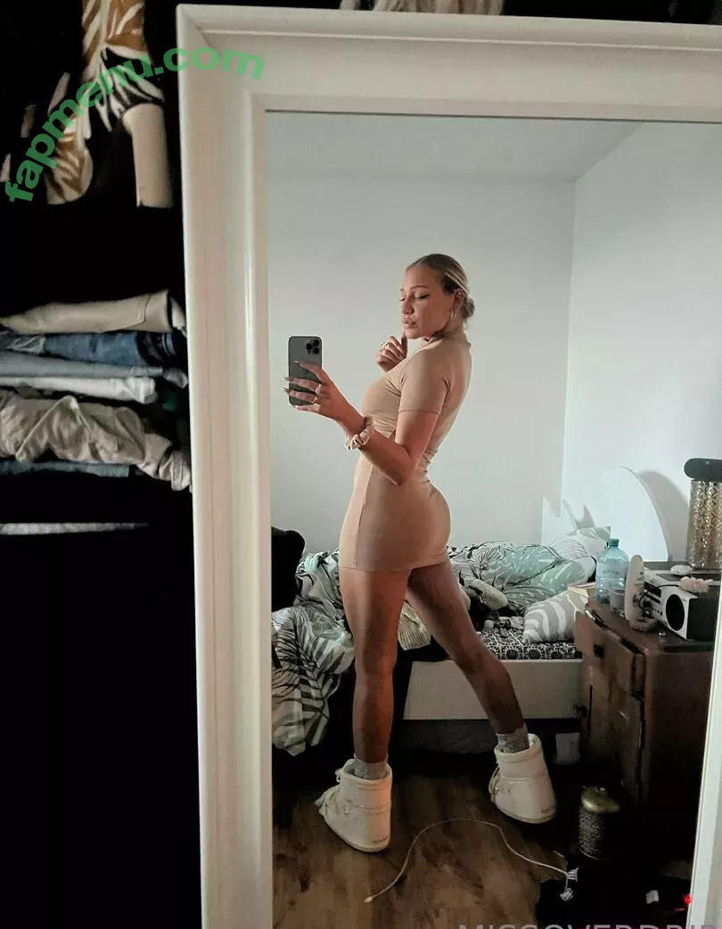 missoverdrip nude photo #0026 (missoverdrip)