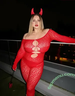 missparaskeva / missparaskeva.pr nude photo #0812