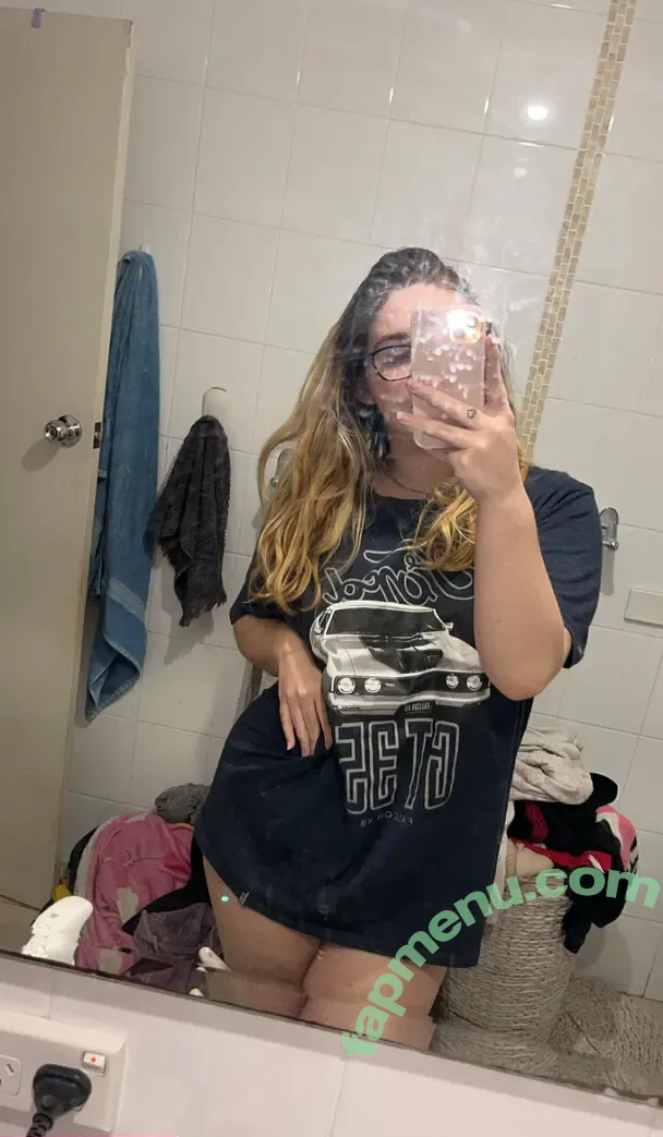 misspeach344 nude photo #0015 (misspeach344)