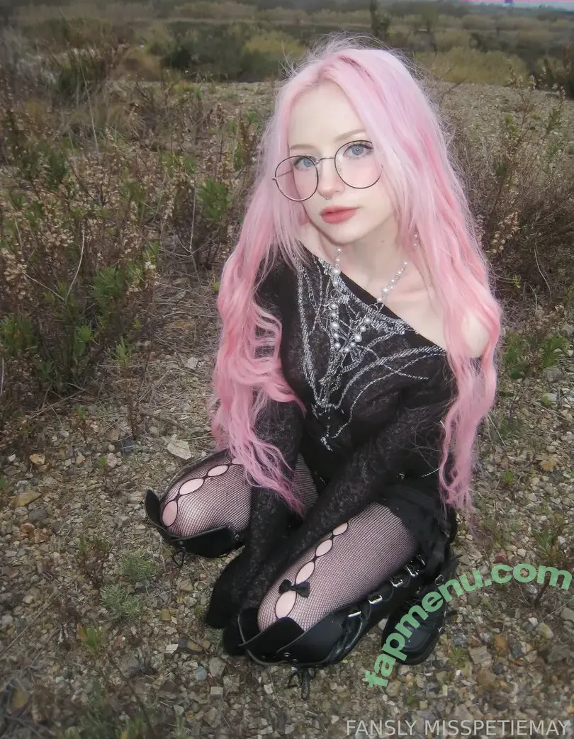 misspetitemay nude photo #0116 (misspetitemay)
