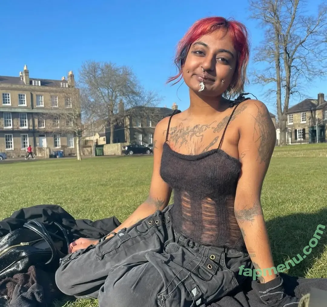 missprankz nude photo #0020 (missprankz)