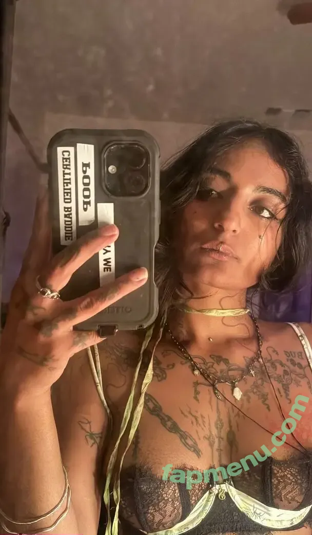 missprankz nude photo #0056 (missprankz)