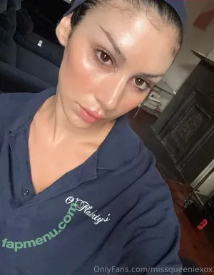 MissQueenieXOX / missqueeniexo / missqueeniexoxo nude photo #0324