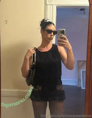 MissQueenieXOX / missqueeniexo / missqueeniexoxo nude photo #0349