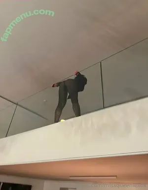 MissQueenieXOX / missqueeniexo / missqueeniexoxo nude photo #0353