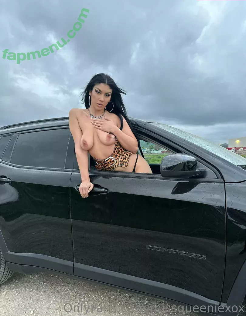 MissQueenieXOX nude photo #0053 (missqueeniexo / missqueeniexoxo)