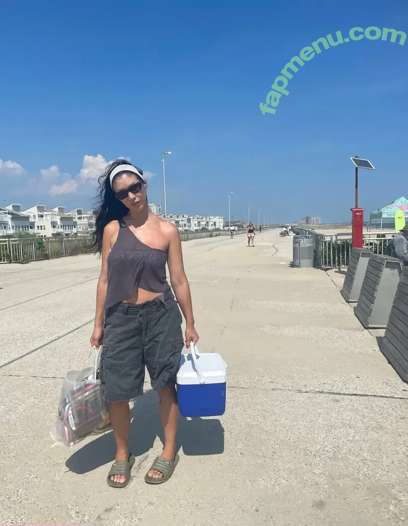 MissQueenieXOX nude photo #0320 (missqueeniexo / missqueeniexoxo)