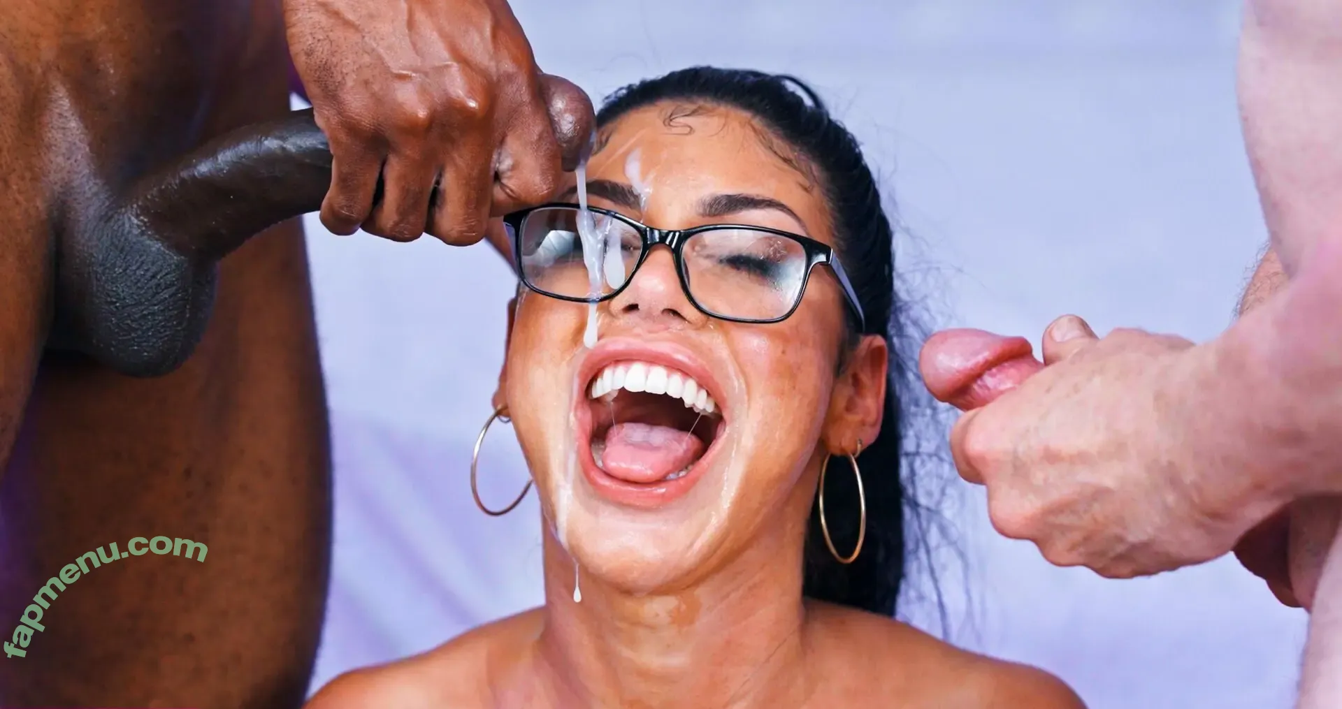 MissQueenieXOX nude photo #0405 (missqueeniexo / missqueeniexoxo)