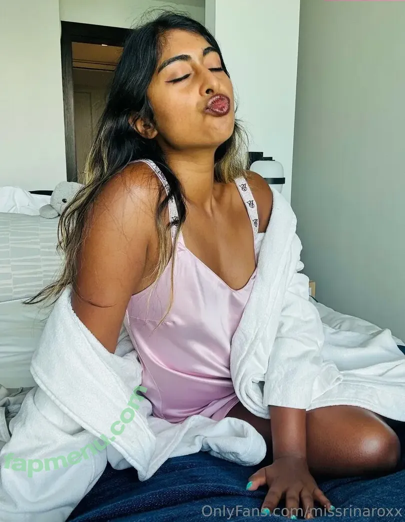 missrinaroxx nude photo #0007 (lifewithrina101)