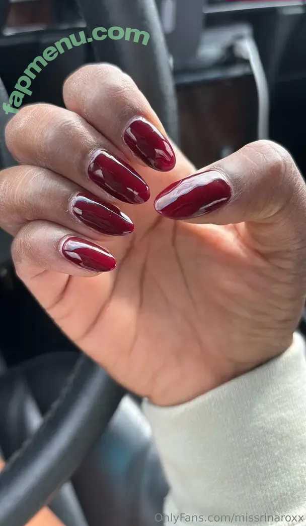 missrinaroxx nude photo #0009 (lifewithrina101)