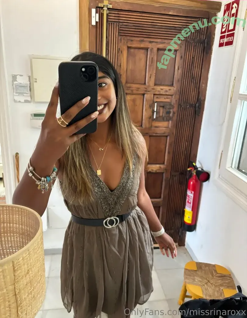 missrinaroxx nude photo #0032 (lifewithrina101)