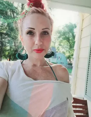 missroyalkc / missroyaltyxoxo nude photo #0008