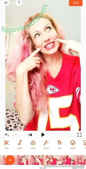 missroyalkc / missroyaltyxoxo nude photo #0015