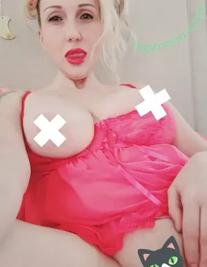 missroyalkc / missroyaltyxoxo nude photo #0032