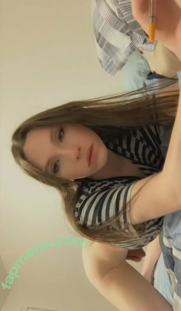 missstressed nude photo #0011 (Gabi / miss.stressed)