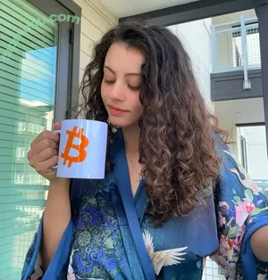 missteencrypto / Randi Hipper nude photo #0042