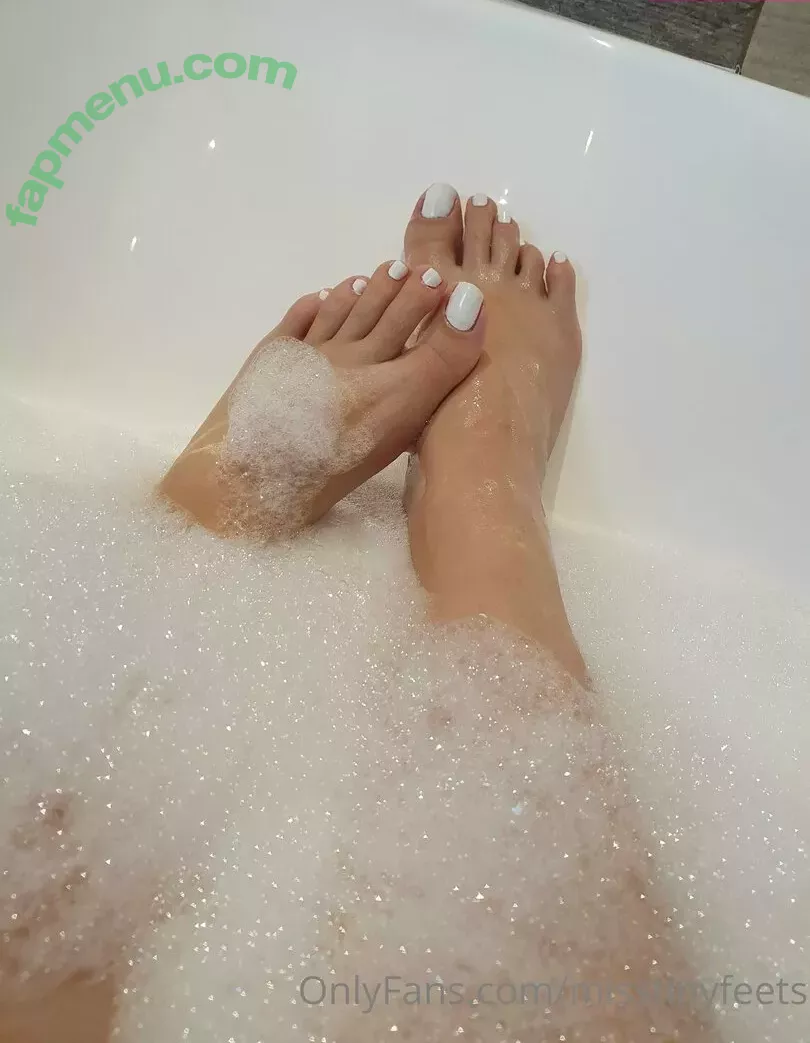 misstinyfeets nude photo #0007 (miss.tinyfeet)