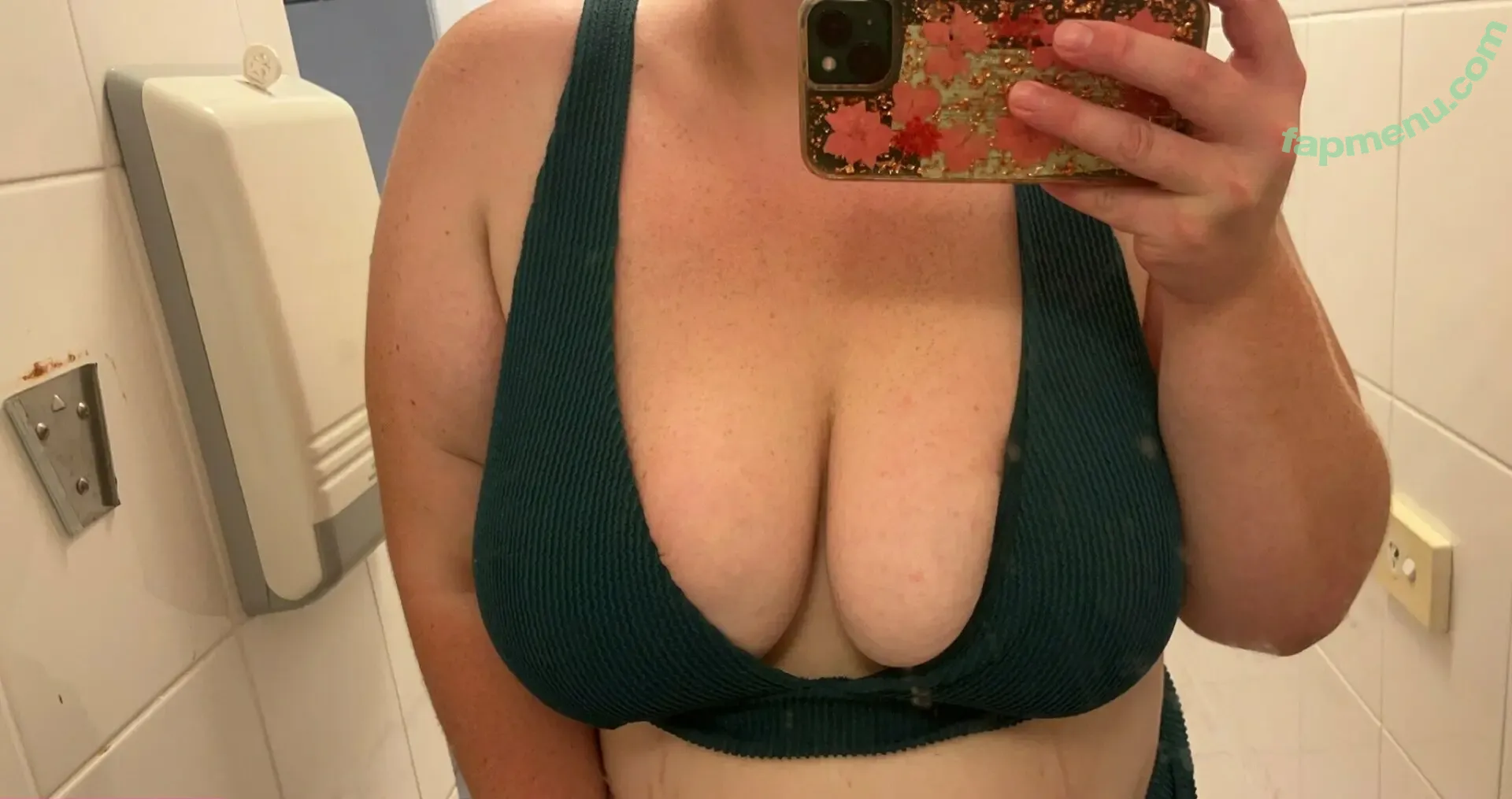 missuschubby nude photo #0023 (www_misschubby_com)