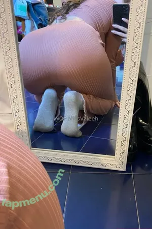 missvaleeh / missnevaeh._ nude photo #0025