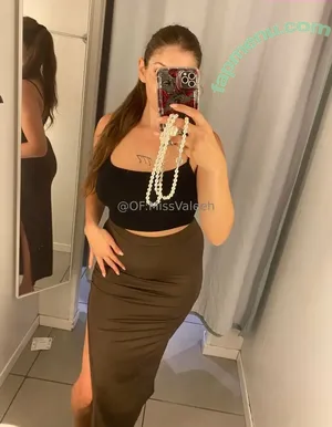 missvaleeh / missnevaeh._ nude photo #0037