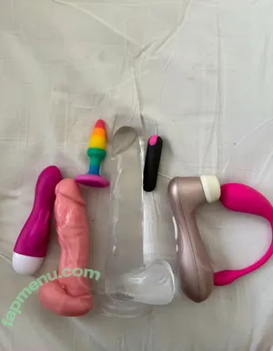 missviviennes / missvivienne nude photo #0014