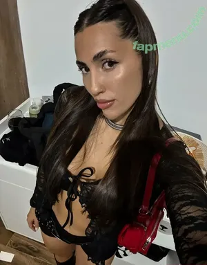 missviviennes / missvivienne nude photo #0026