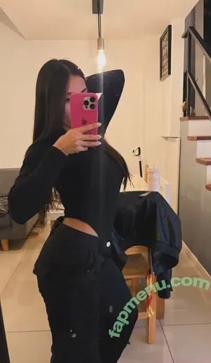 missviviennes / missvivienne nude photo #0029