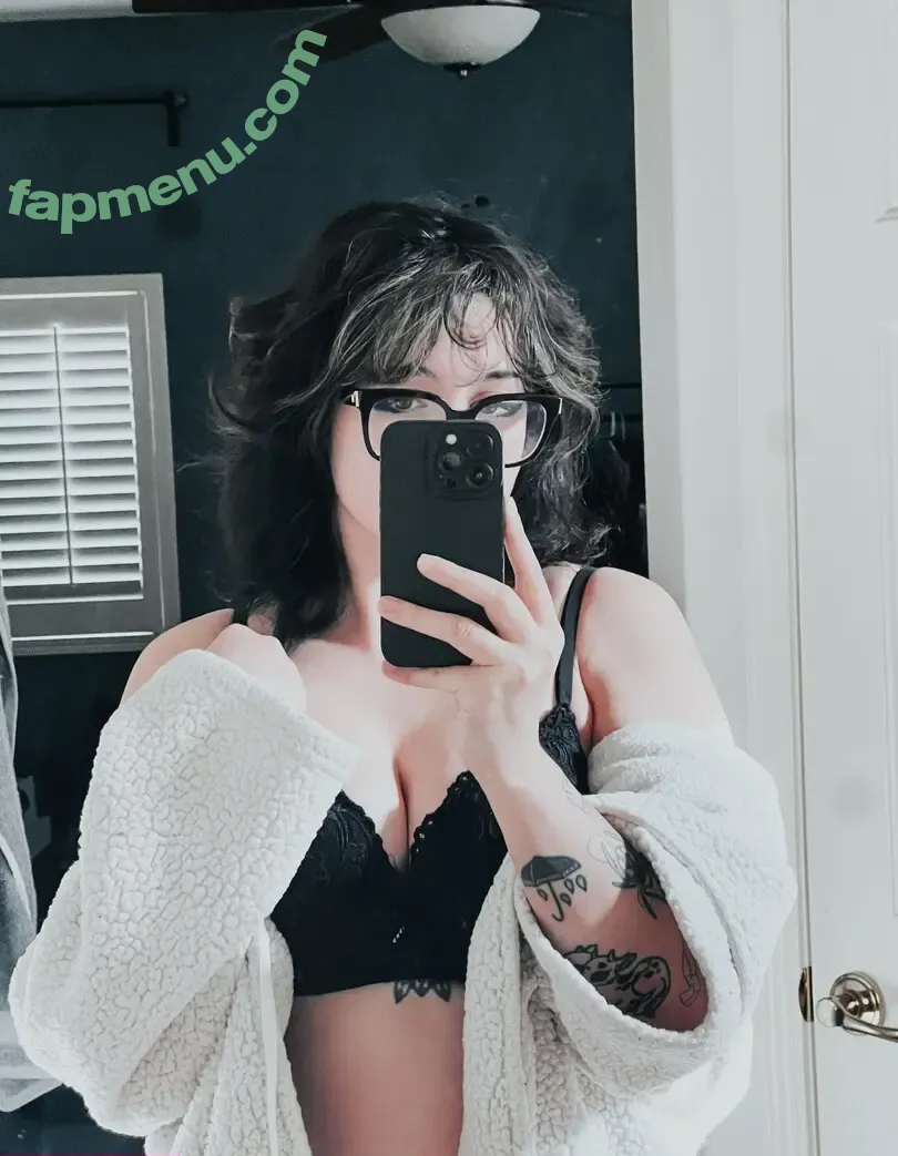 Missxfatal nude photo #0110 (missxdeadly / uwuamia)