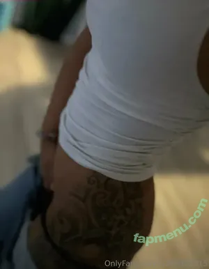  nude photo #0005