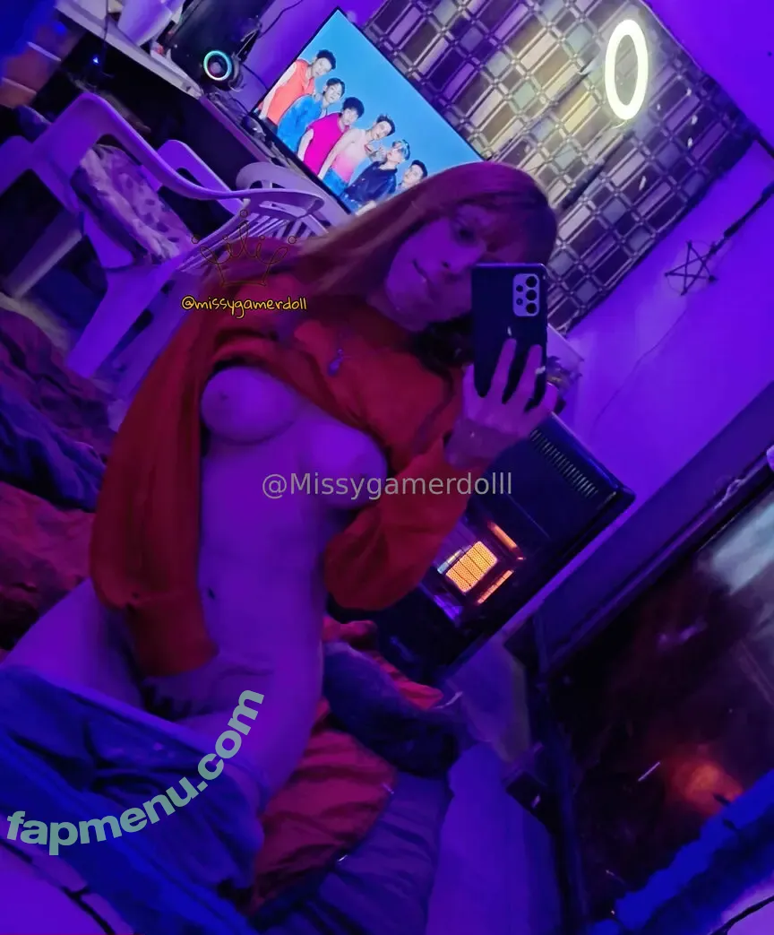 missygamerdolll nude photo #0132 (missygamerdolll)