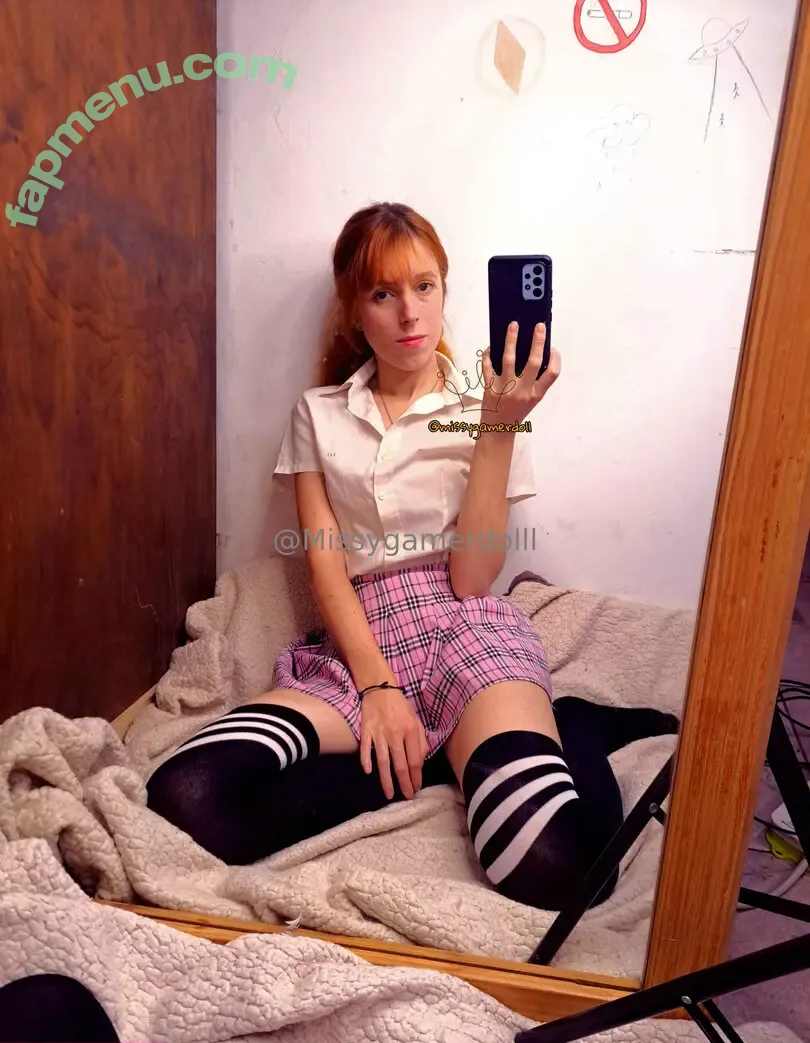 missygamerdolll nude photo #0136 (missygamerdolll)