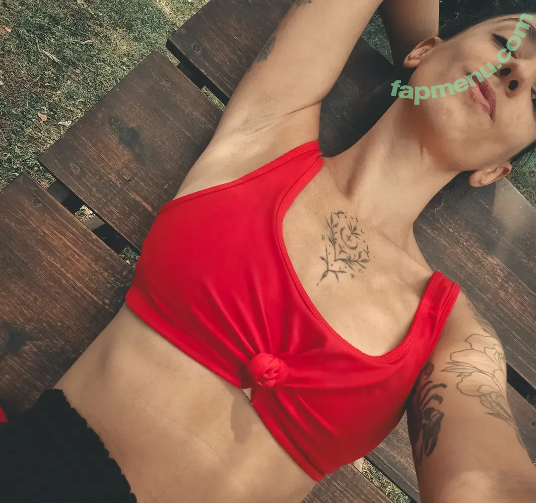 missyjulie nude photo #0008 (missyjulie)