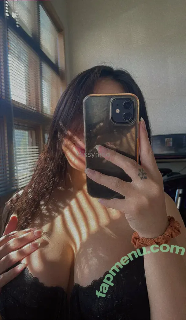 missymmoo nude photo #0009 (missy.moomoo_)