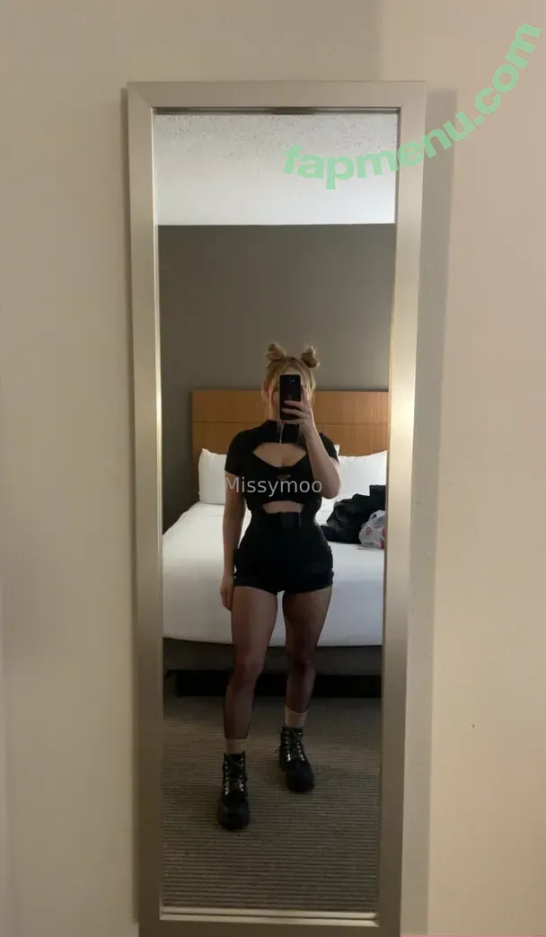 missymmoo nude photo #0028 (missy.moomoo_)