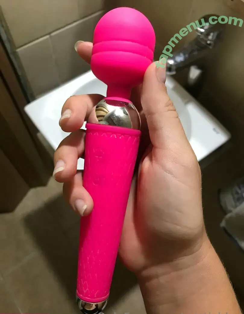 misticblue nude photo #0014 (mystic_chaotic)